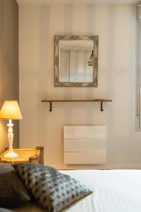 Le Clos Bellevue T3 Parking + Piscine Apartment *